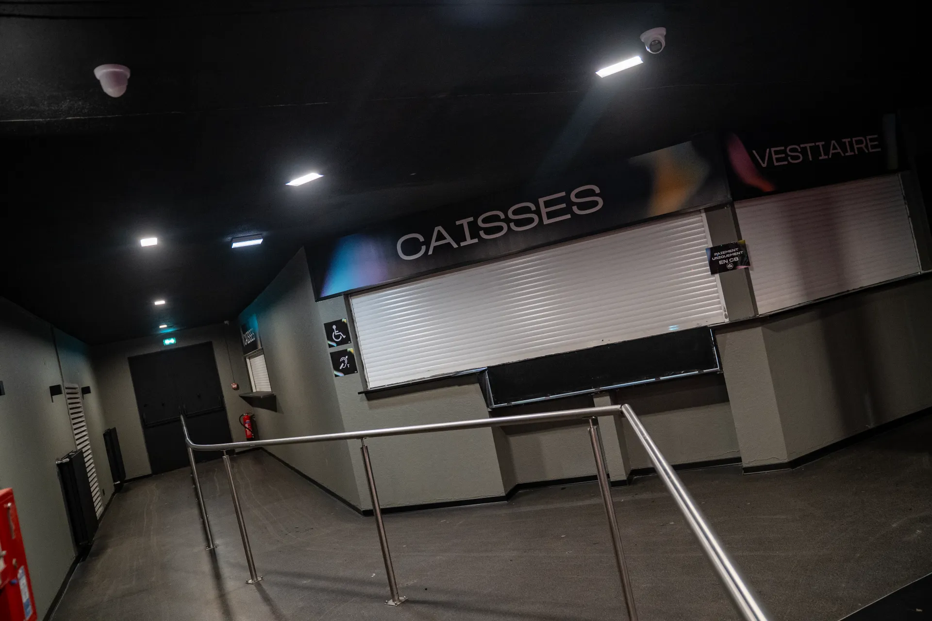 Entrée et vestiaire — club Audentia Tarbes